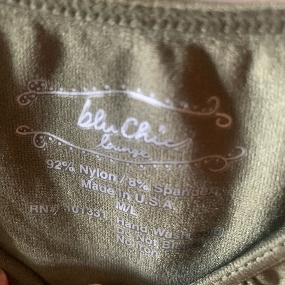 BLU CHIC LOUNGE Wear Hunter green Tank medium - Picture 3 of 3